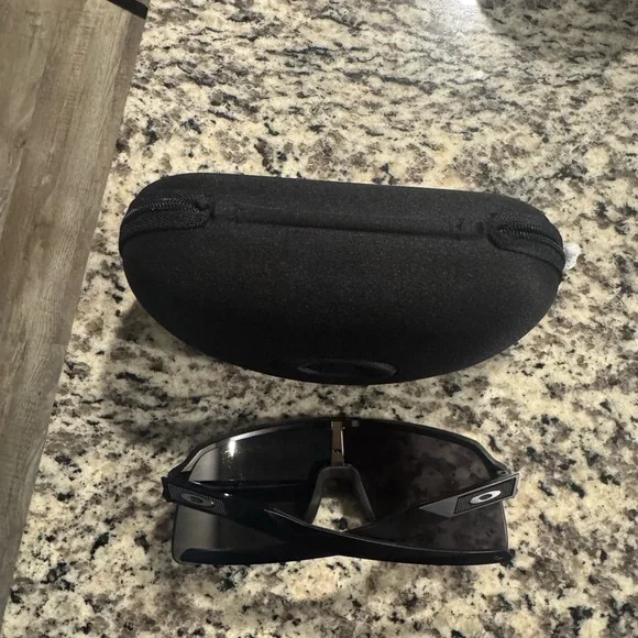 Oakley Matte Black Sunglasses with Case - Picture 2 of 5